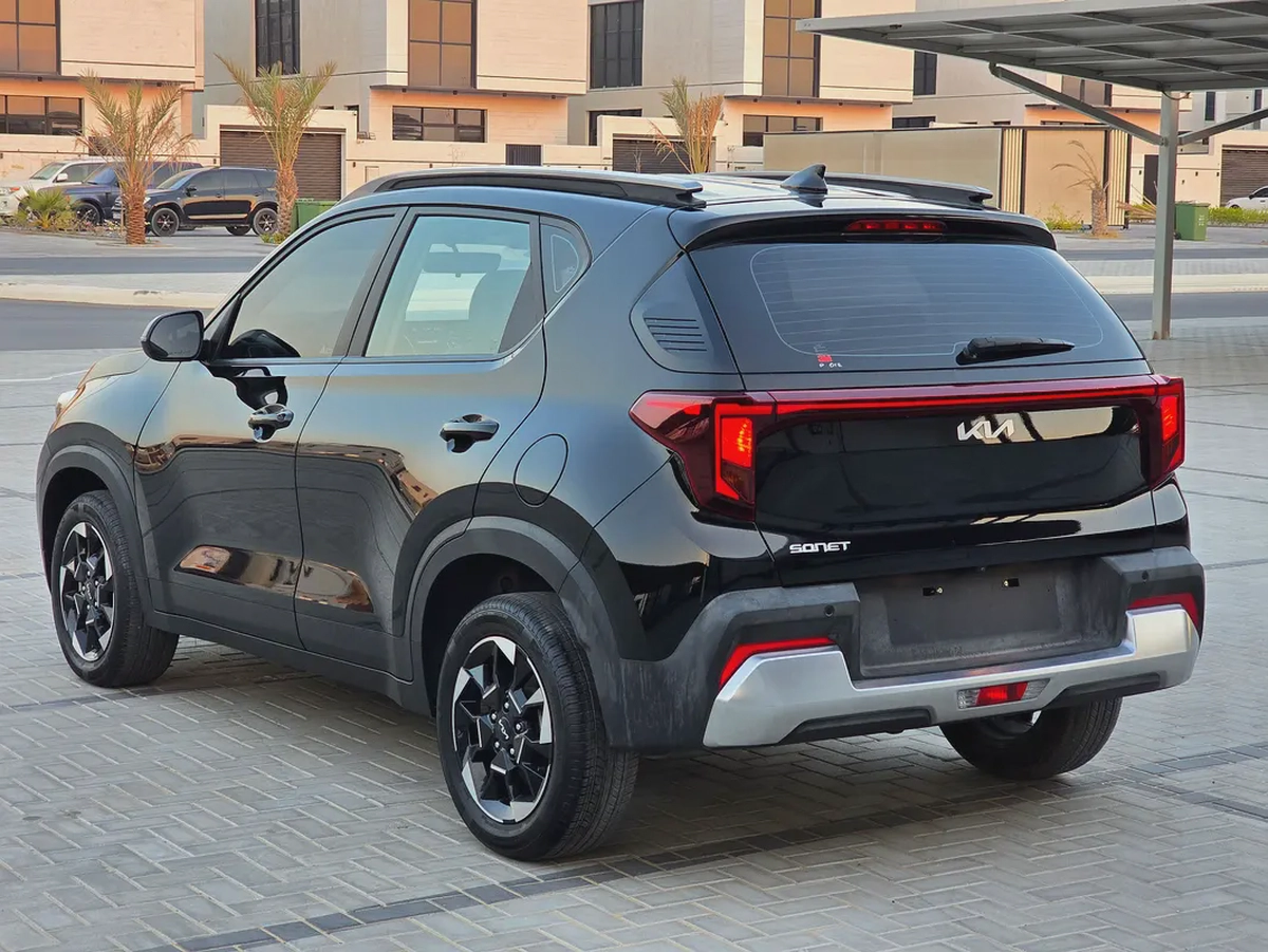 2024 Kia Sonet GT-Line | GCC Specs | Warranty | Top Option-1-1