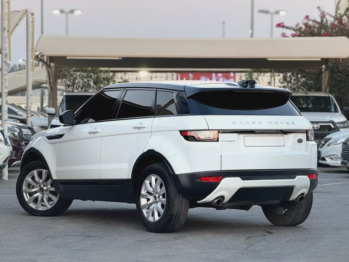 2019 Land Rover Range Rover Evoque Dynamic SE - US Specs-3-3