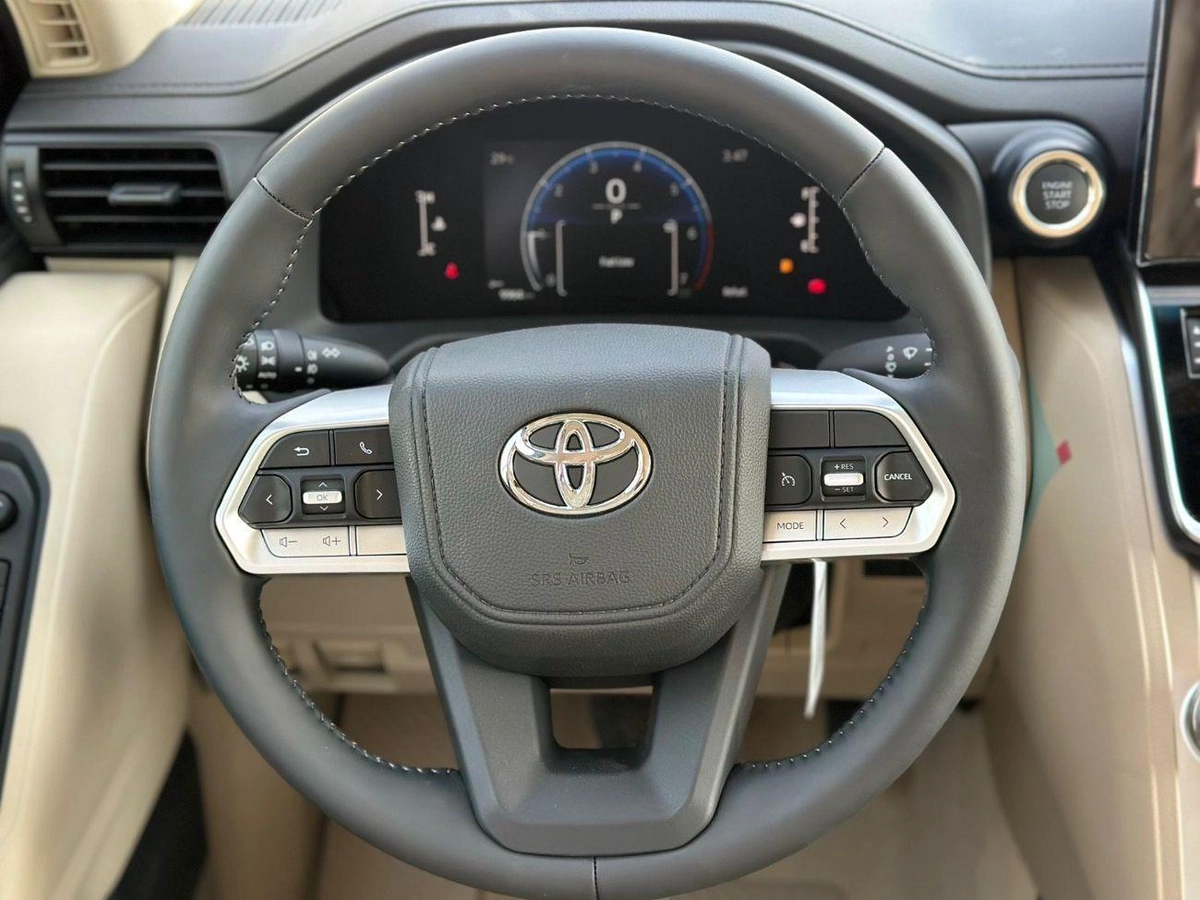 Toyota Land Cruiser GXR 3.5L