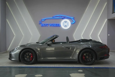 2017 - Porsche 911 Carrera GTS - with warranty for 333,000.00 AED-5