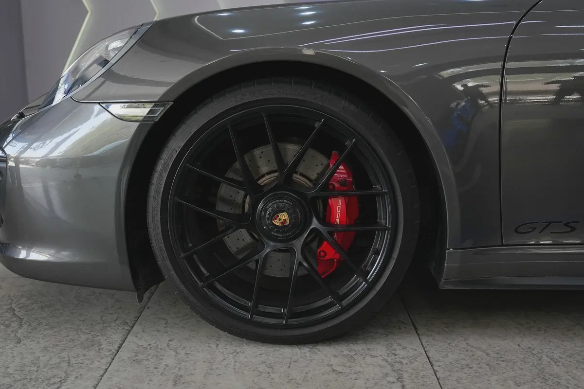 2017 - Porsche 911 Carrera GTS - with warranty for 333,000.00 AED-7-7