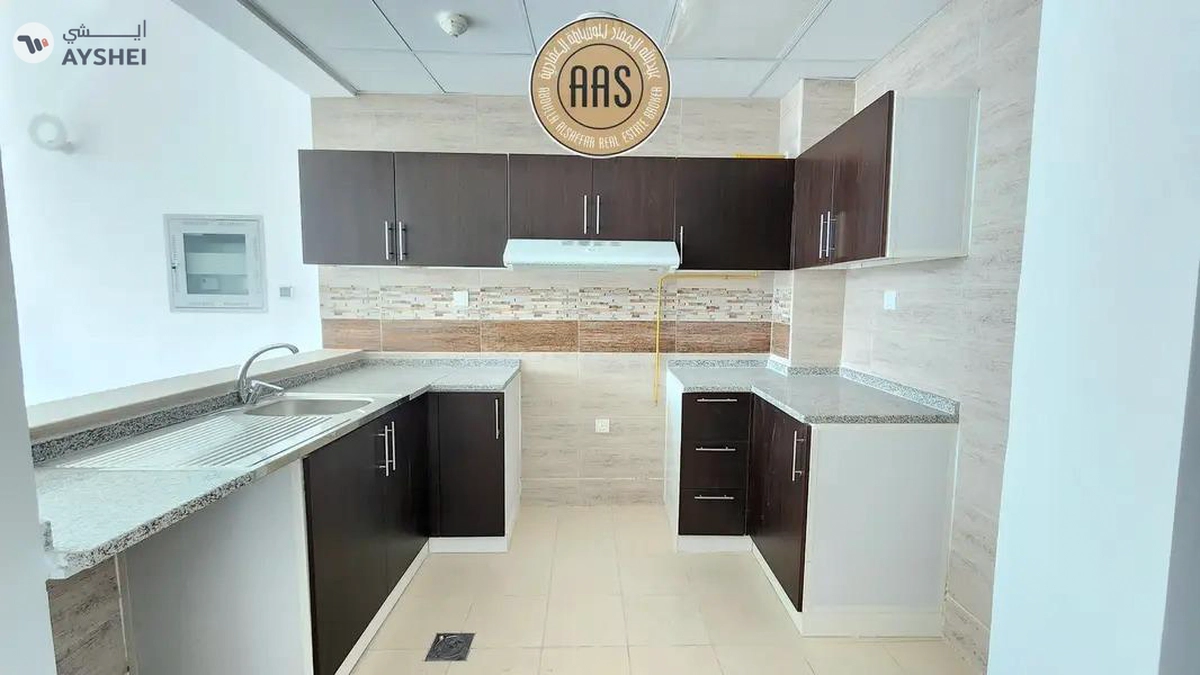 Like new big size 1bhk || ready to move || price 810k || High ROI || in arjan dubai