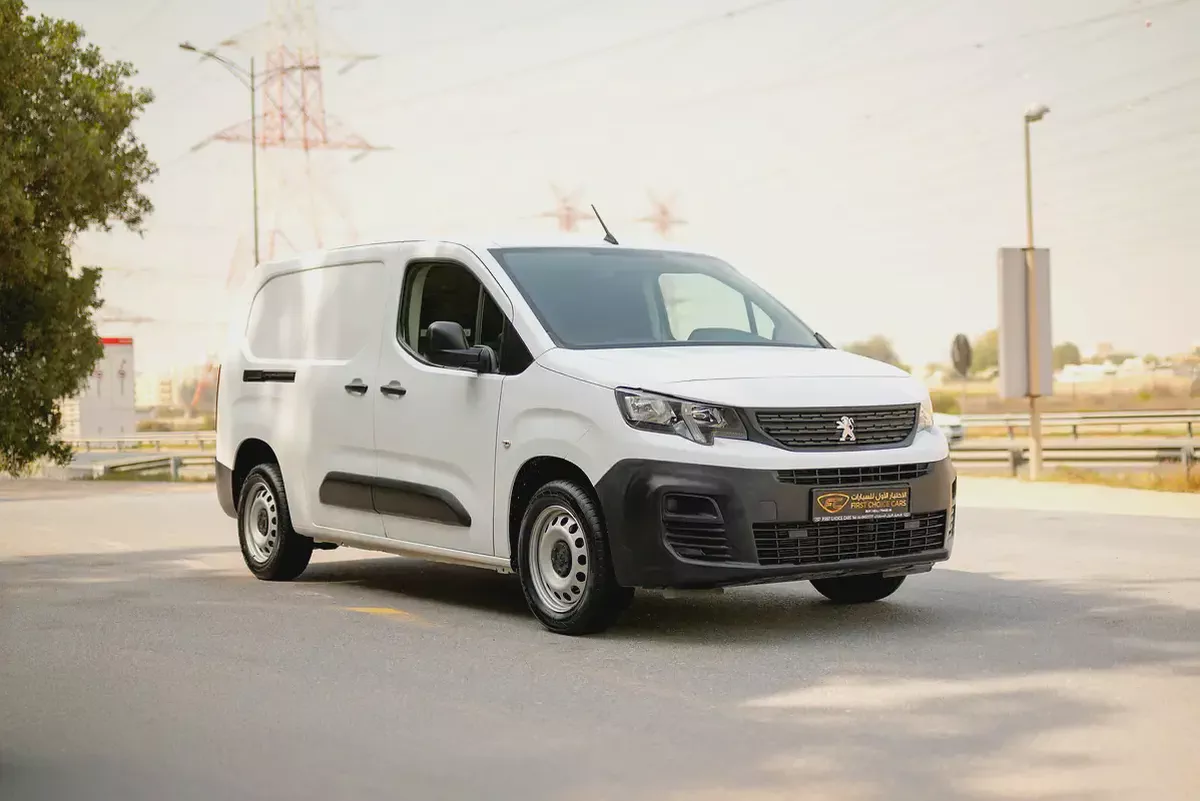 Peugeot Partner | Delivery Van | Petrol | GCC Specs | Ref#P26612-1-1