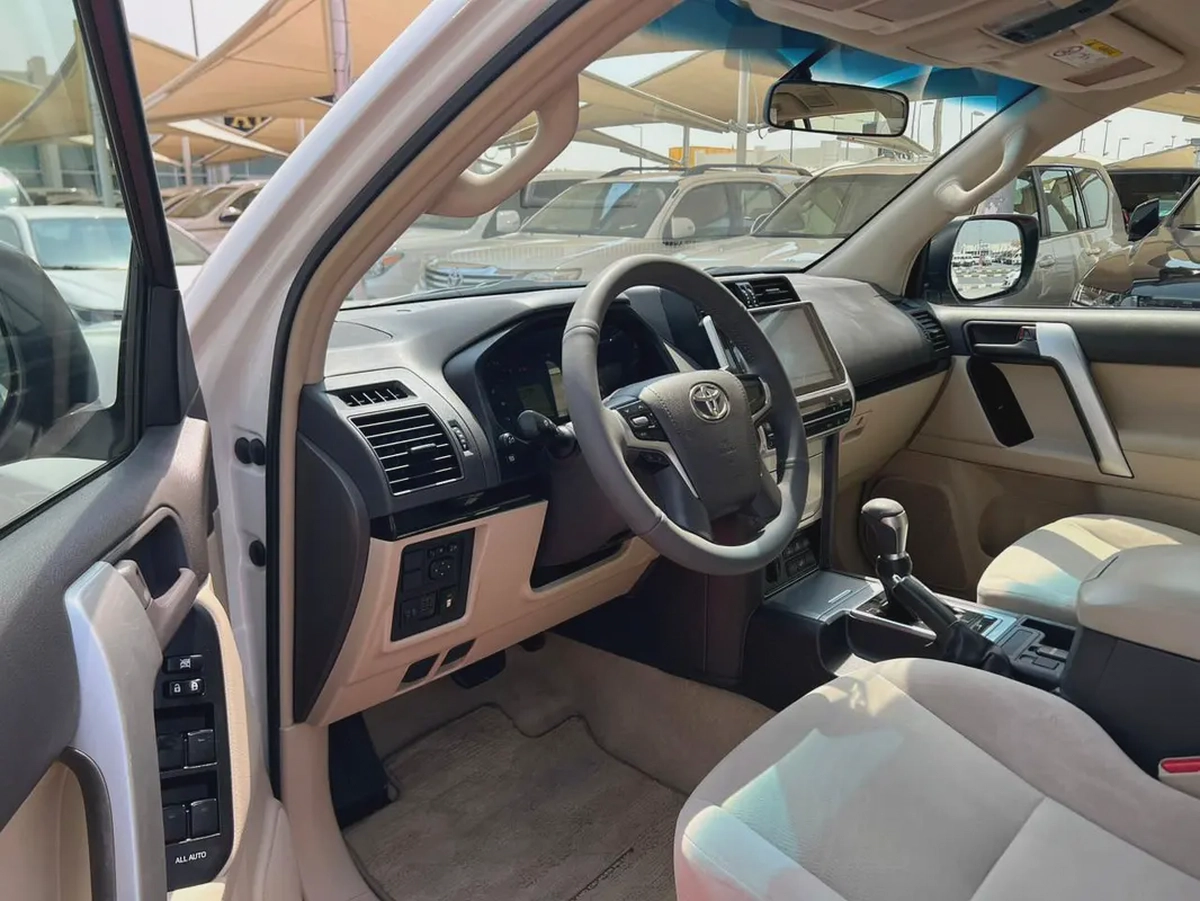 2021 Toyota Prado | V6 | EX.R | GCC | Screen, Camera | Ref#1022-7-7