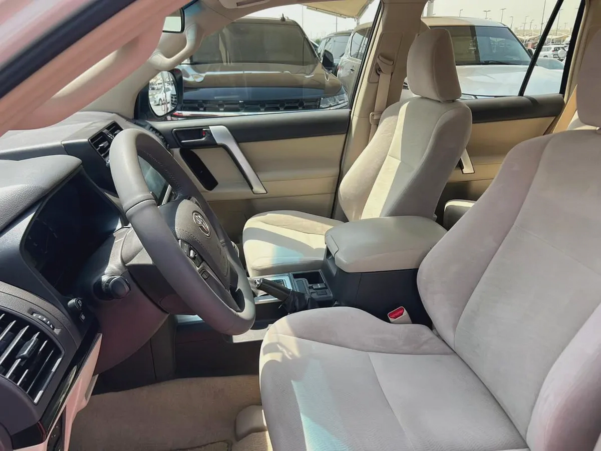 2021 Toyota Prado | V6 | EX.R | GCC | Screen, Camera | Ref#1022-8-8