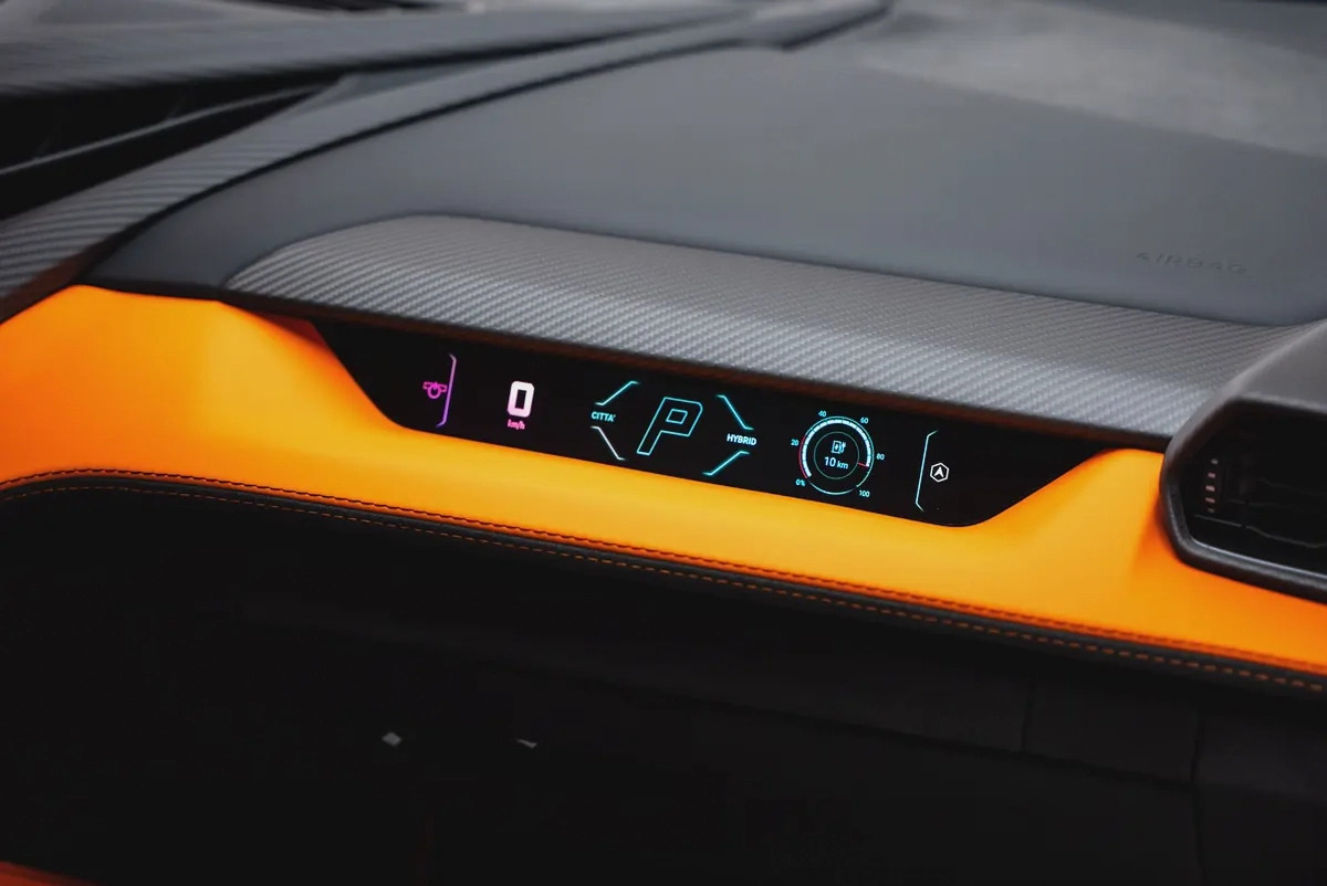2024 LAMBORGHINI REVUELTO WITH 2 YEARS WARRANTY