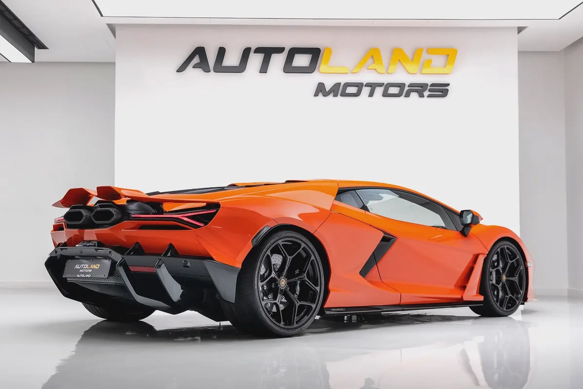 2024 LAMBORGHINI REVUELTO WITH 2 YEARS WARRANTY