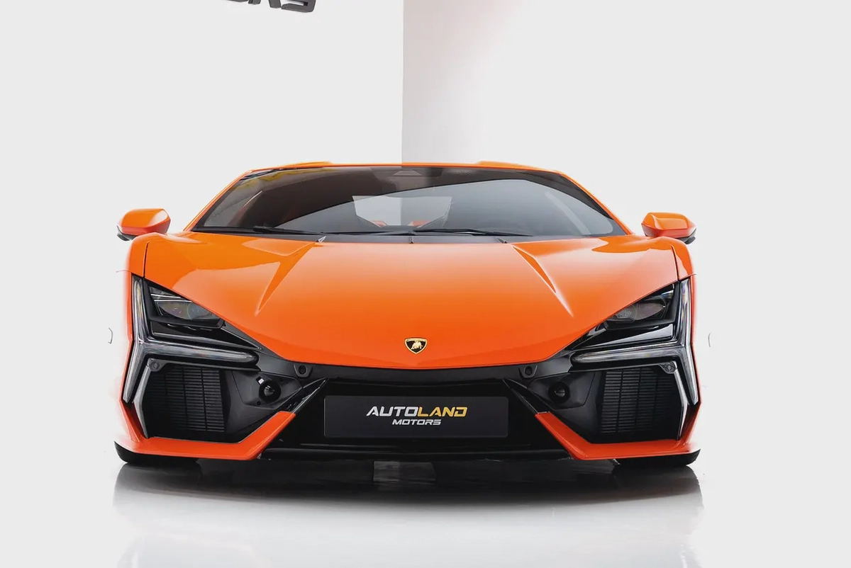 2024 LAMBORGHINI REVUELTO WITH 2 YEARS WARRANTY