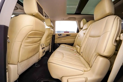AED 902 PM | INFINITY QX60 LUXURY 7-SEATER 2017 | 7-SEATER | WELL MAINTAINED | 1 YEAR WARRANTY | GCC-17