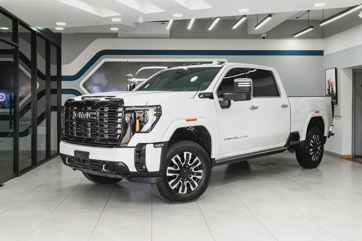 2025 GMC Sierra 2500 HD Denali 2025