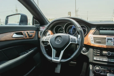 2013 - BENZ CLS63 SHOOTING BRAKE - BRAND NEW CONDITION - ONLY 31,000 KM-12