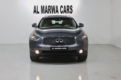 Pristine 2020 Infiniti QX70 Luxury | GCC Specs | Low Mileage-4