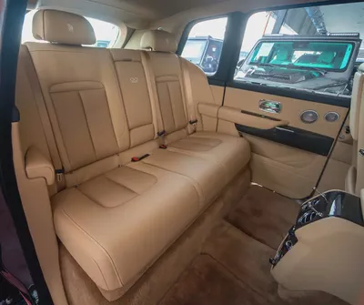 ROLLS-ROYCS CULLINAN 2026 | BLACK BADGE | 600KM | UNDER WARRANTY-12