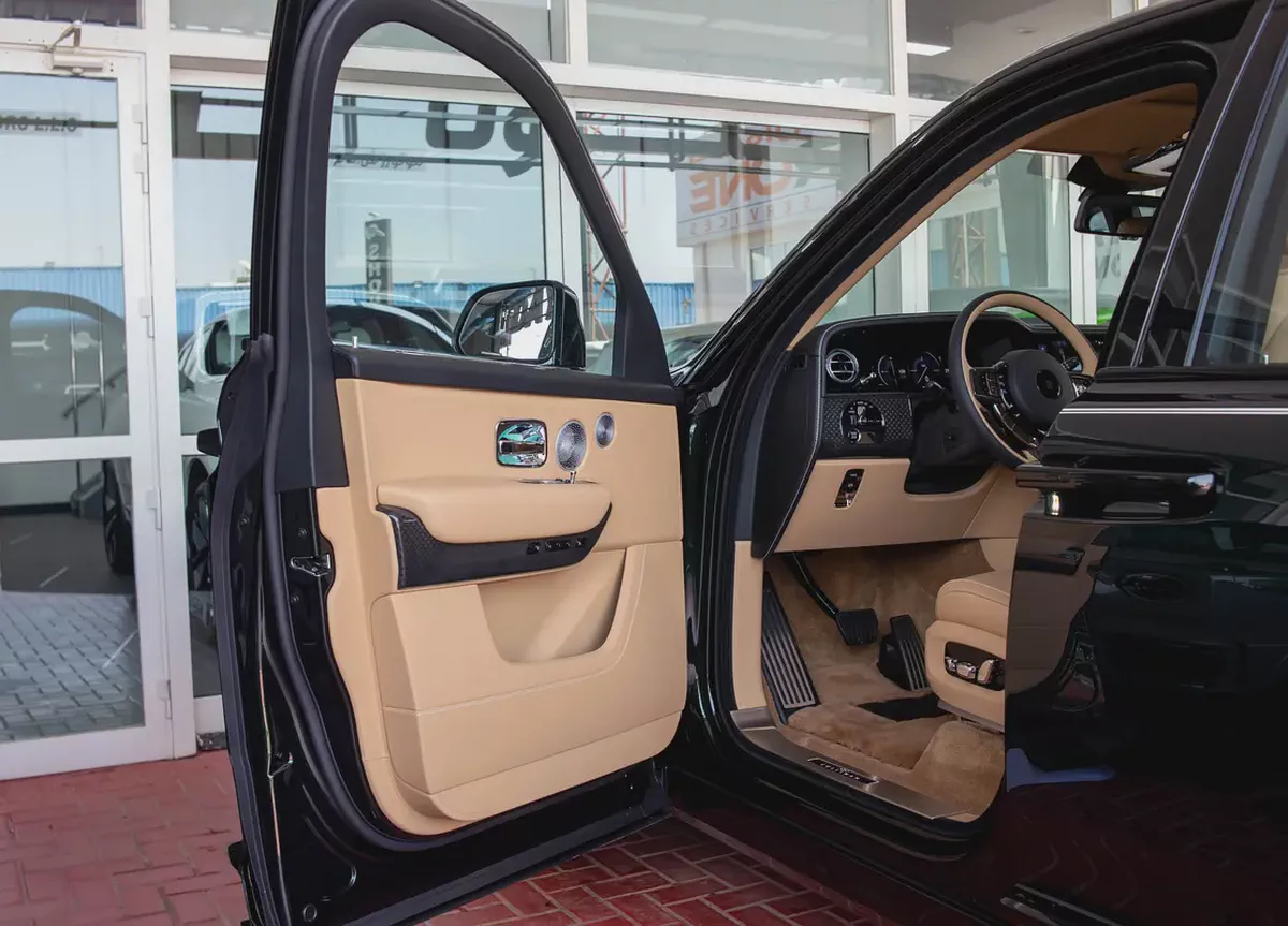 ROLLS-ROYCS CULLINAN 2026 | BLACK BADGE | 600KM | UNDER WARRANTY-7-7
