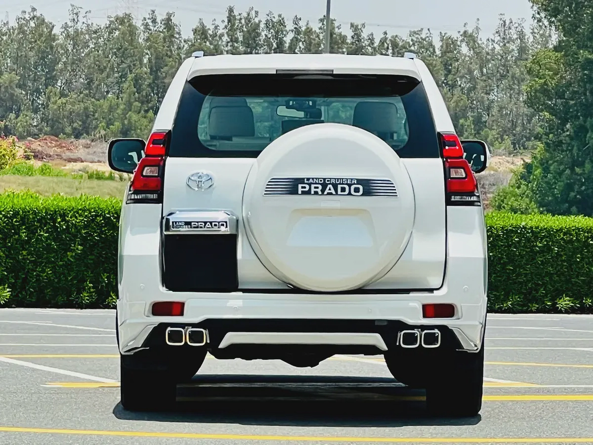 Toyota Prado 2011 upgrade 2021-4-4