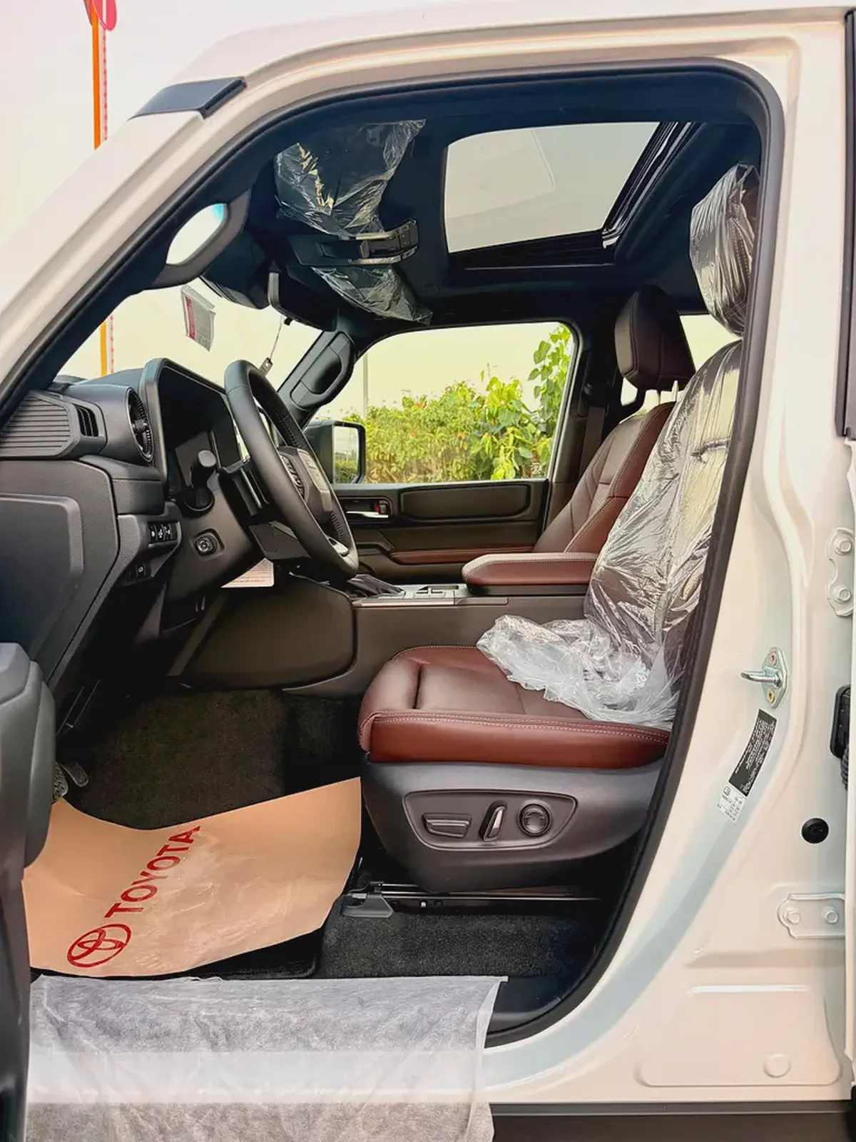 Toyota Prado 2.4L Full Option 2026 GCC Specs-5-5