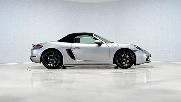 Porsche Boxster Standard