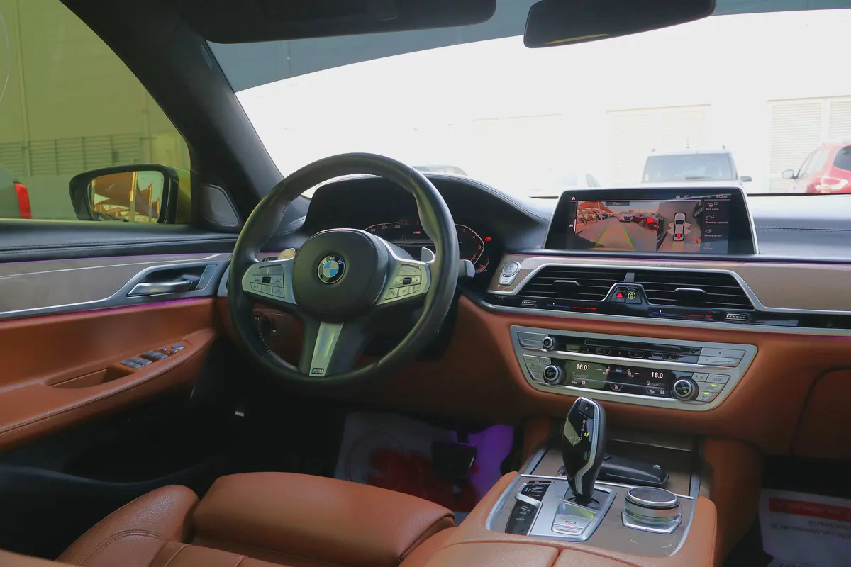 BMW 730Li  M-kit - 2020 Model - GCC - Original Paint-6-6