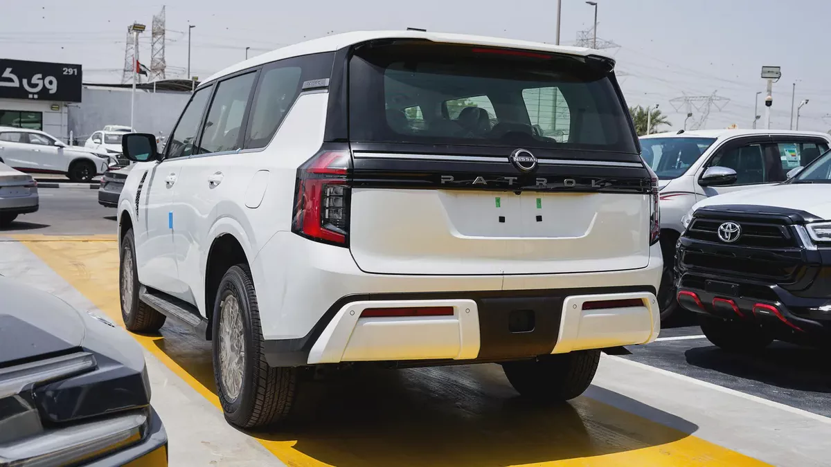 2026 Nissan Patrol XE 3.8L V6 GCC Specs - Brand New-3-3