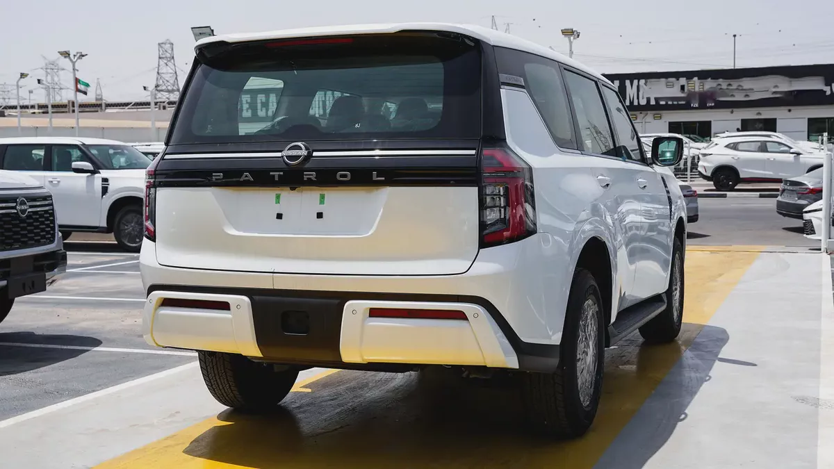 2026 Nissan Patrol XE 3.8L V6 GCC Specs - Brand New-5-5