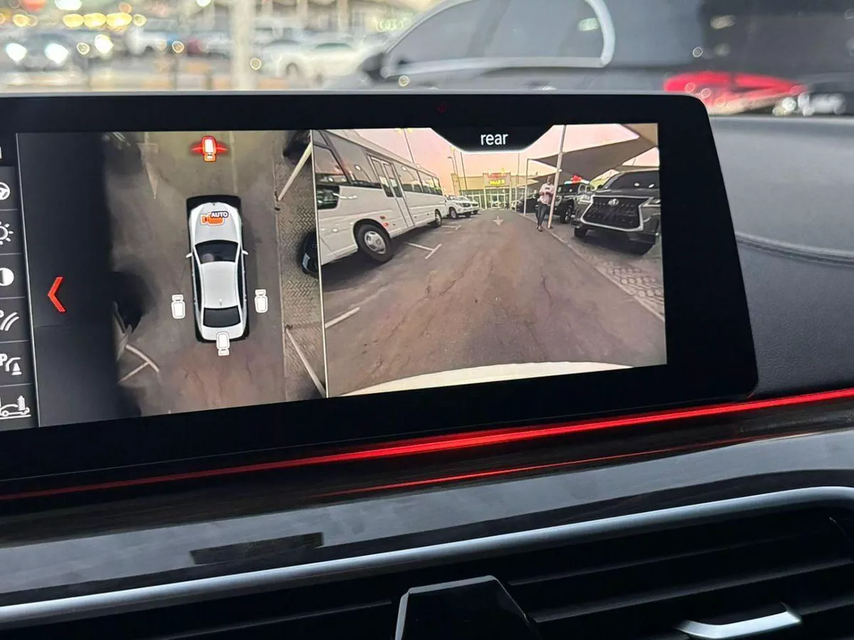 Land Rover Range Rover Velar R-DYNAMIC HSE Range Rover Velar 2.0L V4 MY2018-4-0