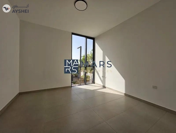 Brand New 3-Bedroom Corner Villa with Separate Maid’s Room & Majlis