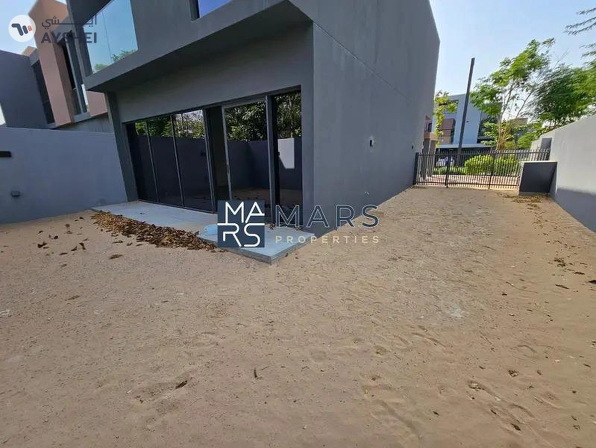 Brand New 3-Bedroom Corner Villa with Separate Maid’s Room & Majlis-2-2