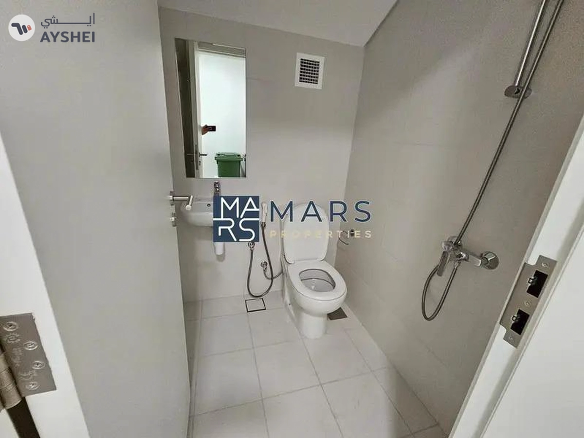 Brand New 3-Bedroom Corner Villa with Separate Maid’s Room & Majlis-6-6