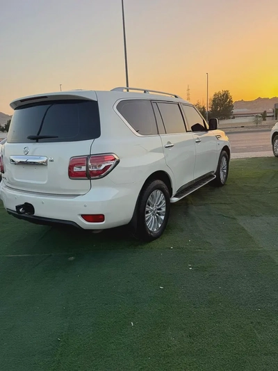 Nissan Patrol LE T2 2019 GCC Specs - Excellent Condition-16