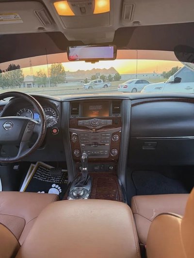 Nissan Patrol LE T2 2019 GCC Specs - Excellent Condition-7