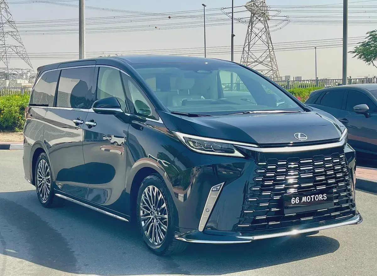 Lexus LM 350h Takumi 2025 European Specs