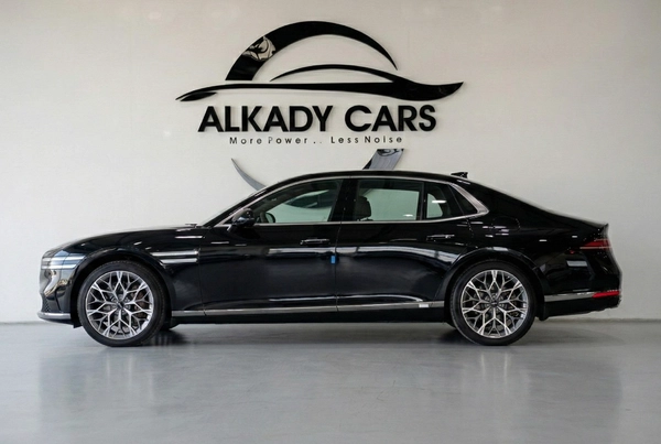 GENESIS G90 3.5T AWD | Royal Trim | GCC | Flagship Luxury 2026