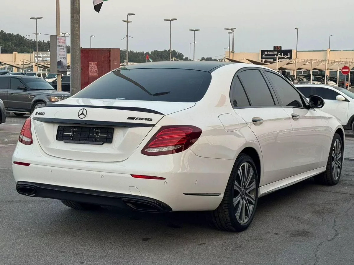 Mercedes Benz E400 STD AMG 3.0L-4-0