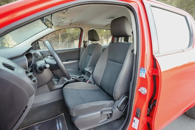 Mazda BT-50 | Double Cabin 4X2 | Manual | GCC Specs | Ref#M99655-9