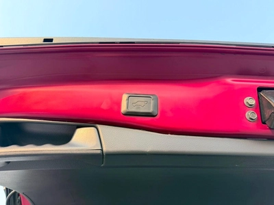 Toyota RAV4 XLE HEV Hybrid-19
