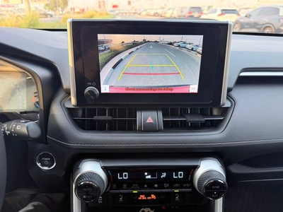 Toyota RAV4 XLE HEV Hybrid-6
