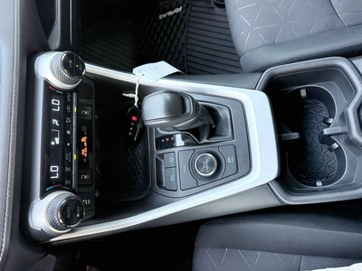 Toyota RAV4 XLE HEV Hybrid-8