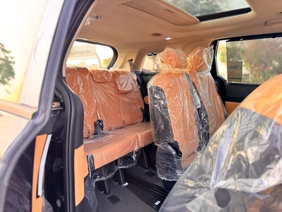 KIA CARNIVAL / GCC SPECS / BRAND NEW / 3 YEARS WARRANTY-5