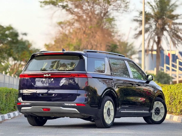 KIA CARNIVAL / GCC SPECS / BRAND NEW / 3 YEARS WARRANTY