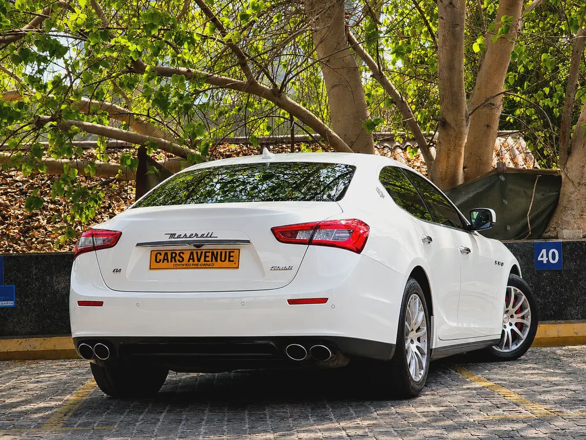 2015 Maserati Ghibli Q4 | GCC Specs | Italian Luxury & Performance 🇮🇹-2-2