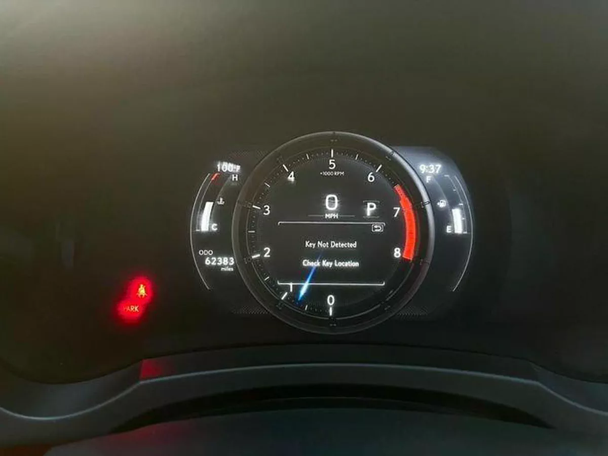 For sale ⁦Lexus IS 350 III Facelift 2, 3.5 l, 2023⁩ in UAE, Sharjah-12-12