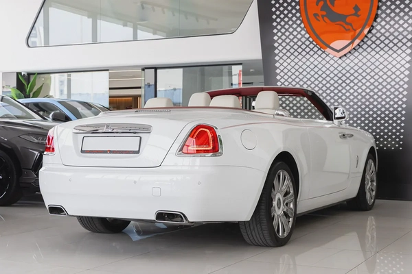 Rolls-Royce Dawn  | Fully Loaded | GCC Specs | Mint Condition | WARRANTY THROUGH PITSTOP 360 AGMC