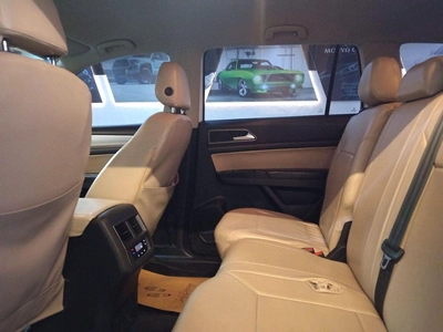 Volkswagen Teramont SE GCC Specs | Well Maintained-10