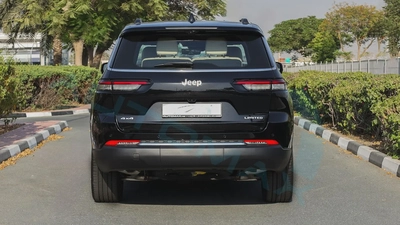 2025 Jeep Grand Cherokee L Limited Plus Luxury V6 3.6L 4X4 GCC 0Km With 3 Years Or 60k km Warranty-5
