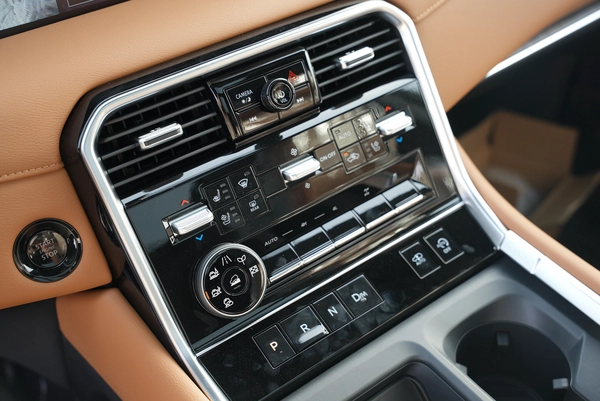 2026 NISSAN Patrol LE Platinum City 3.5L V6T 4x4 GCC 0Km