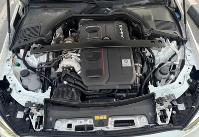 BENZ C63s | E PERFORMANCE | 2024 | 1739Km ONLY| BRAND NEW | FRESH JAPAN IMPORT-6