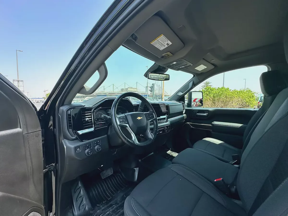 2024 Chevrolet Silverado 2500 HD LT-10-10