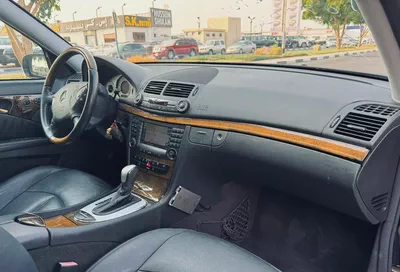 Pristine 2005 Mercedes-Benz E-Class E 500 | Japanese Specs | Low Mileage-13