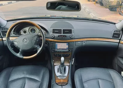 Pristine 2005 Mercedes-Benz E-Class E 500 | Japanese Specs | Low Mileage-16