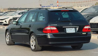 Pristine 2005 Mercedes-Benz E-Class E 500 | Japanese Specs | Low Mileage-6